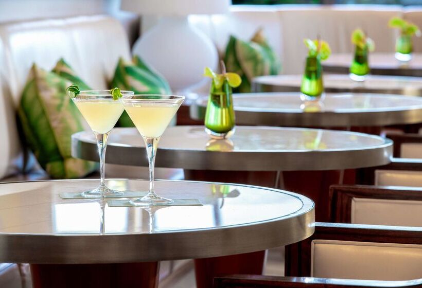 هتل Waldorf Astoria Beverly Hills