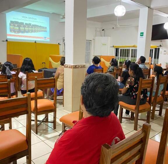 فندق Casa Del Rey!!