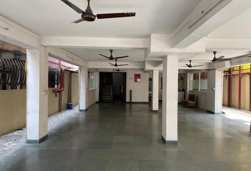 Pension Arihant Guest House