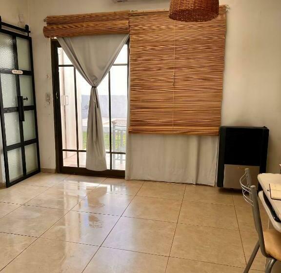 هتل کپسول Monoambiente Manzanares
