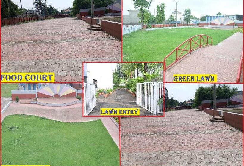 فندق Pritam Park