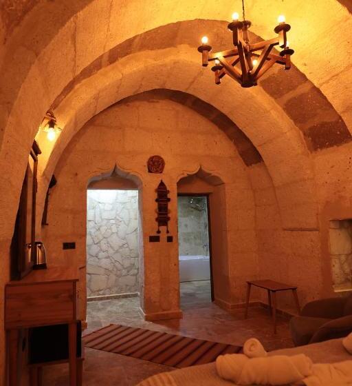 تختخواب و صبحانه Stone Owl Otel & Restaurant
