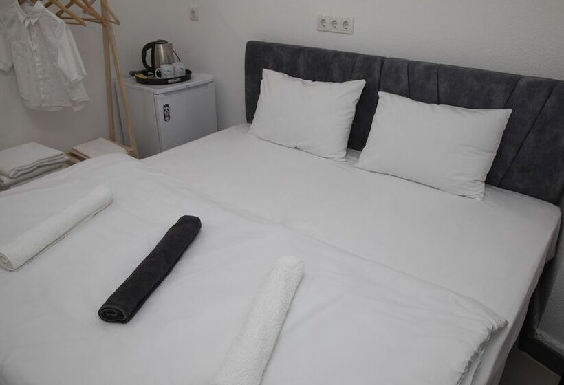 カプセルホテル Noya Suites
