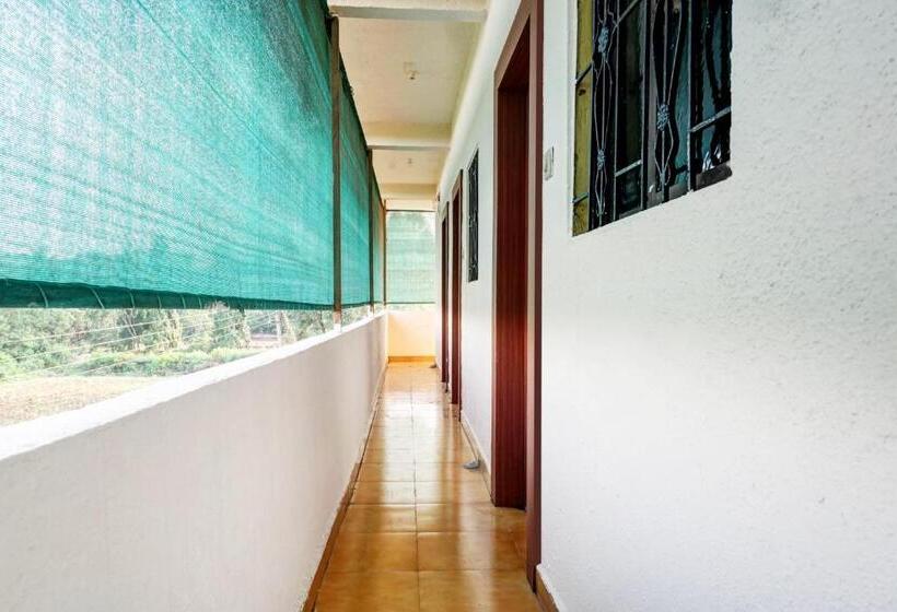 בית מלון כפרי Oyo Flagship Gandharv Lodging & Boarding