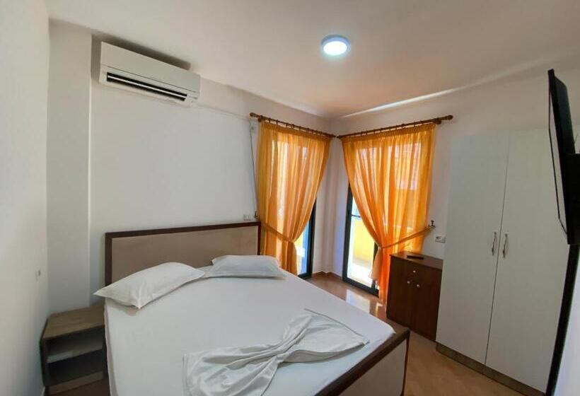 בית מלון כפרי Enera