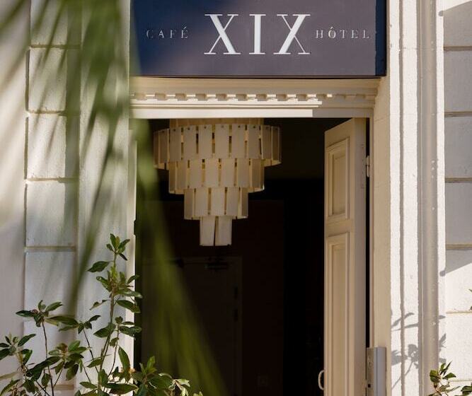 هتل Le Xix