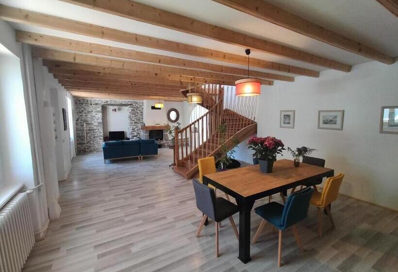 مبيت وإفطار Le Bercail