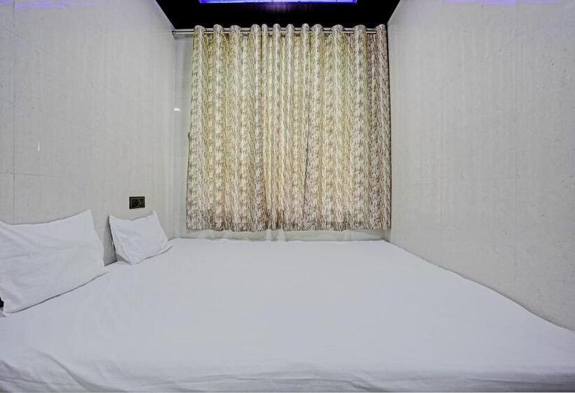 فندق Spot On Relax Farm House