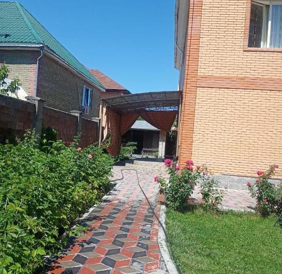 فندق صغير Dom2