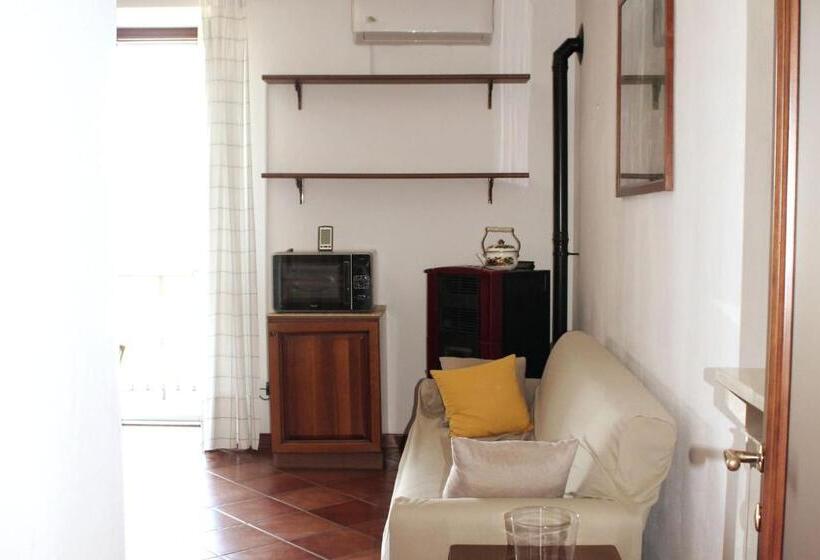 Pensjonat Room In Guest Room   La Culla Tra I Vigneti   Stanza