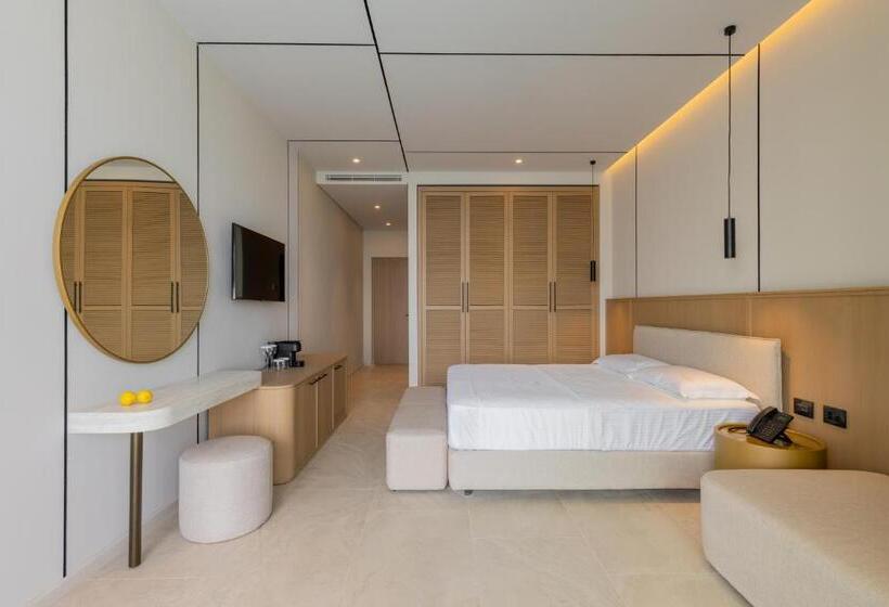 هتل Beyond A Luxury Boutique
