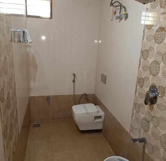 هتل Bluesky Ramapuram