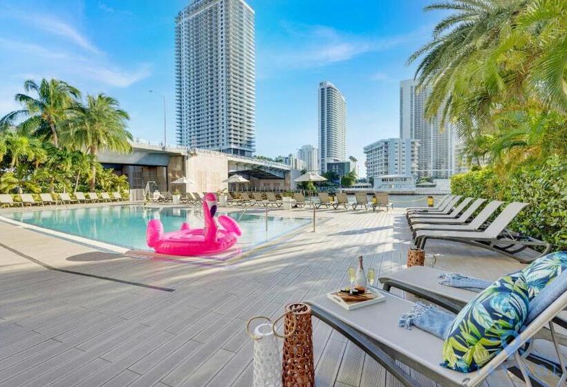 فندق صغير Upper Studio   Balcony   Pool   Gym   Near Beach