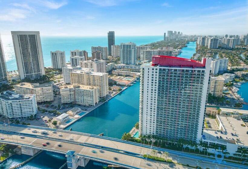 فندق صغير Upper Studio   Balcony   Pool   Gym   Near Beach