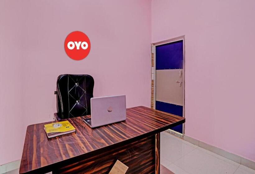 فندق Oyo Flagship 81496 Goldy Palace
