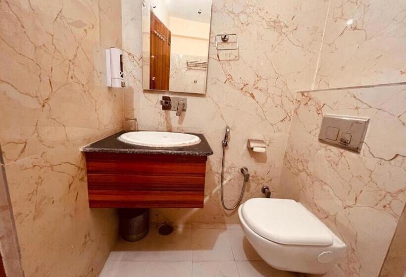 فندق The Spring Inn, Haridwar   A Four Star Luxury