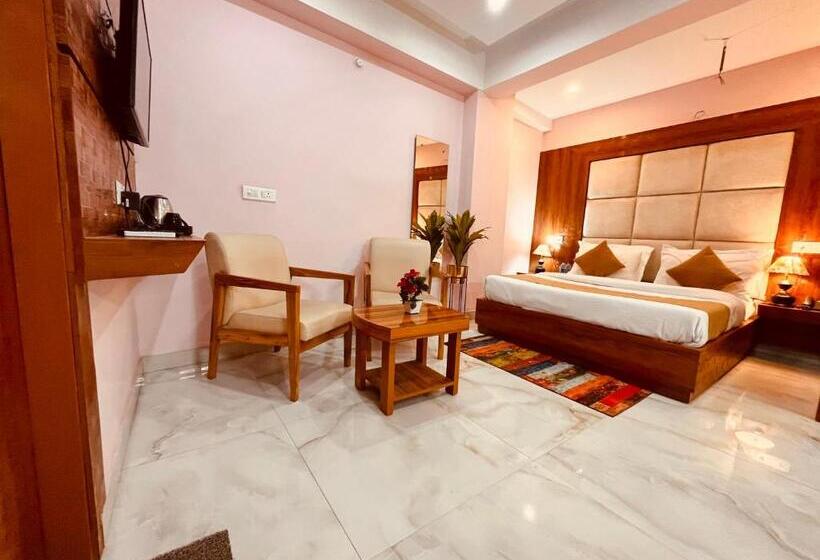 فندق The Spring Inn, Haridwar   A Four Star Luxury