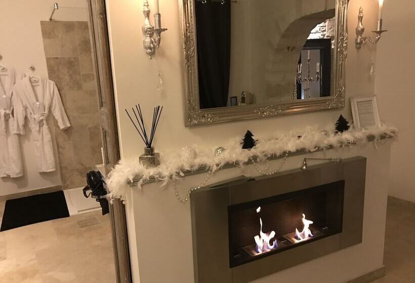 مبيت وإفطار O2suites