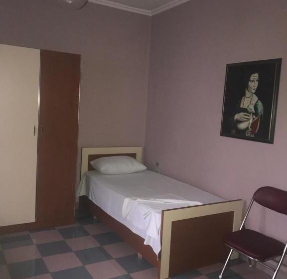Hostel Grande House