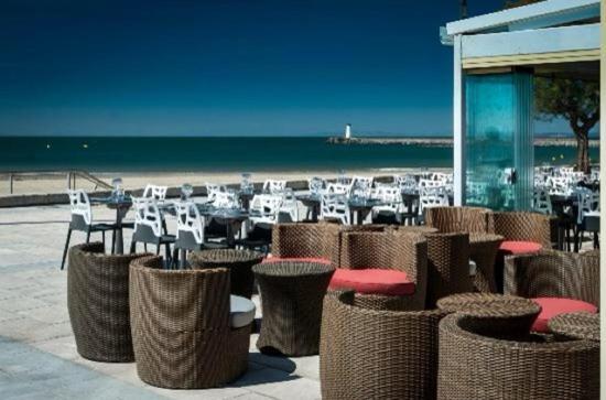 Отель Hôtel Restaurant Le Voilis