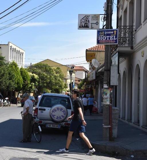 هتل Shkodra L