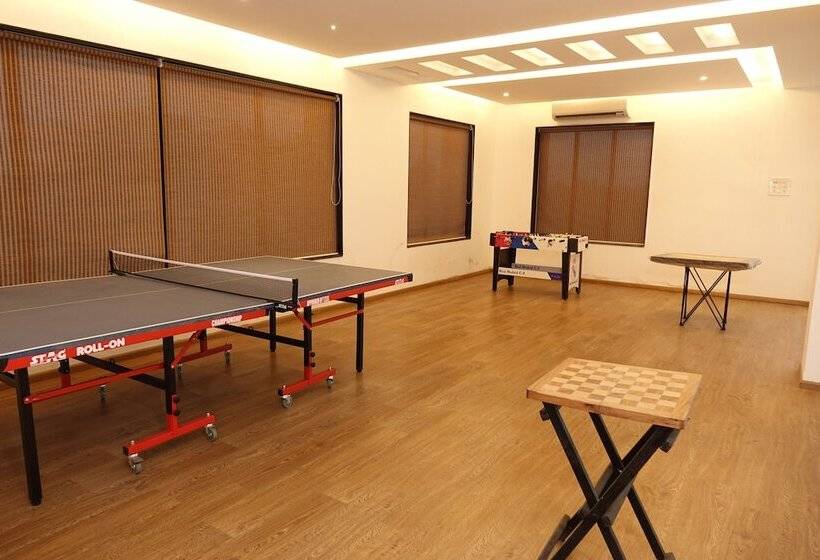 فندق Chandan Van Club And Resort   Navsari