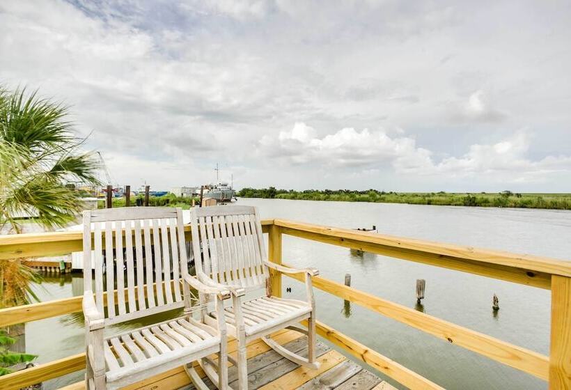 Golden Meadow Getaway: Waterfront Retreat W/ Deck