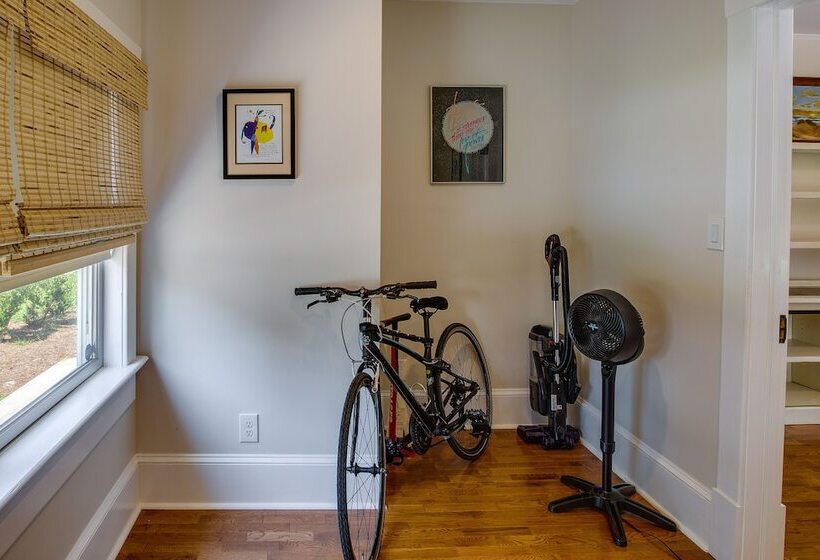 White Springs Gem W/ Patio & Screened Porch!