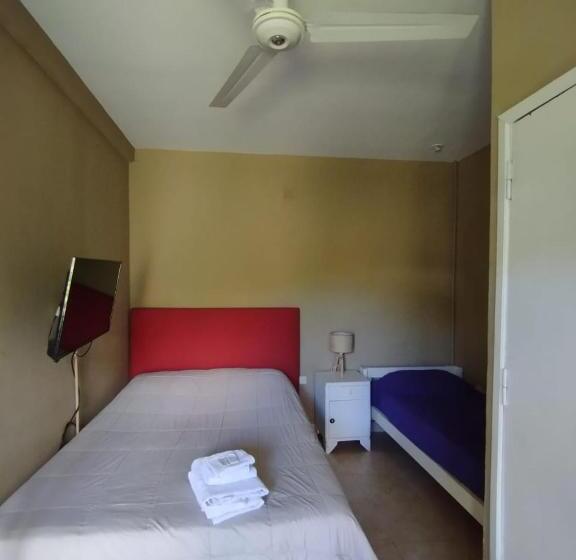 هاستل La Morada Hostal