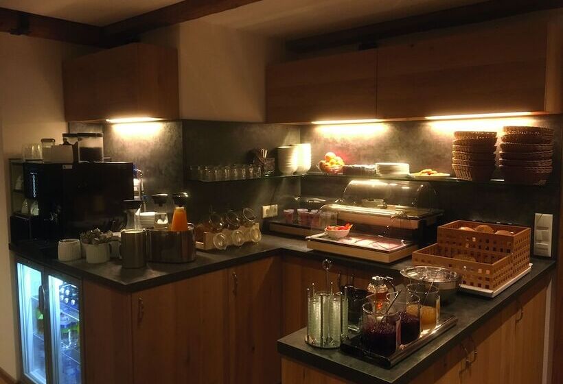 ベッドアンドブレックファースト Mammhofer Suite & Breakfast