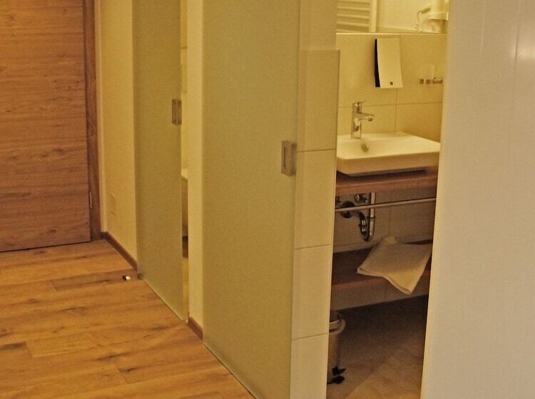 ベッドアンドブレックファースト Mammhofer Suite & Breakfast