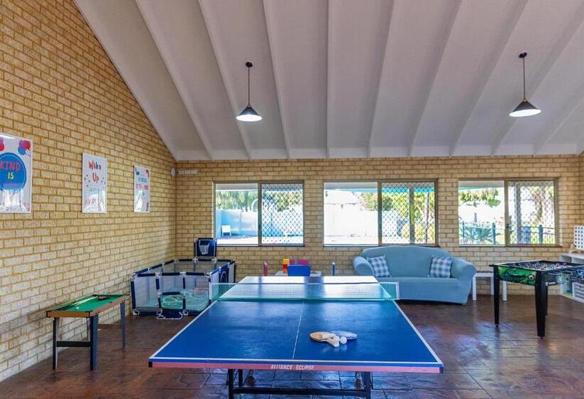 فندق Busselton Villas And Glamping Village
