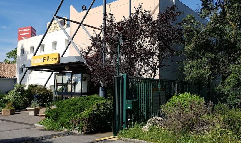 فندق F1 Frejus Roquebrune Sur Argens