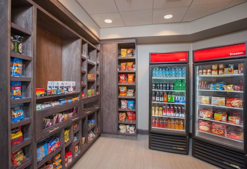 هتل Hampton Inn & Suites Lax El Segundo