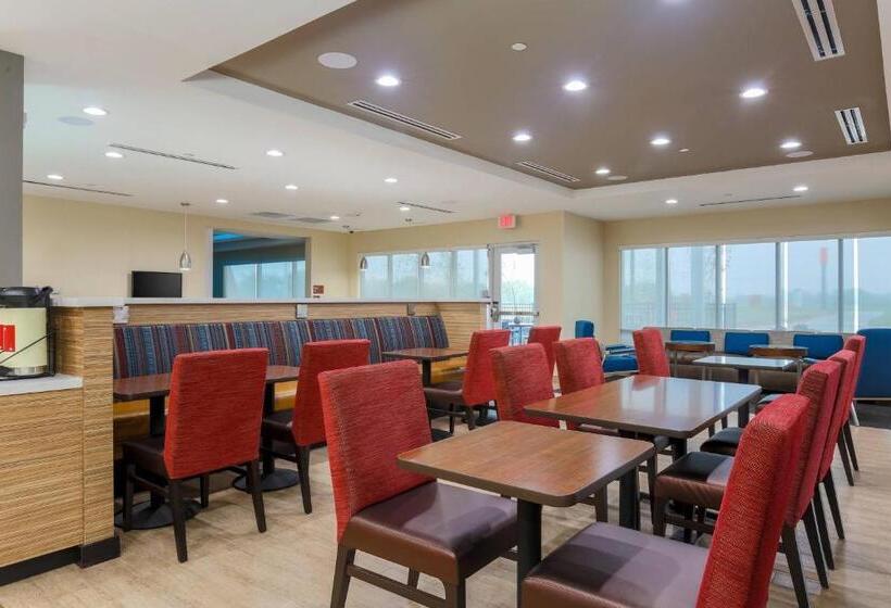 בית מלון כפרי Towneplace Suites By Marriott Mcallen Edinburg