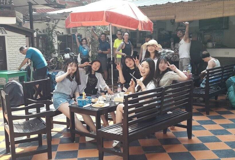 هتل Vientiane Star