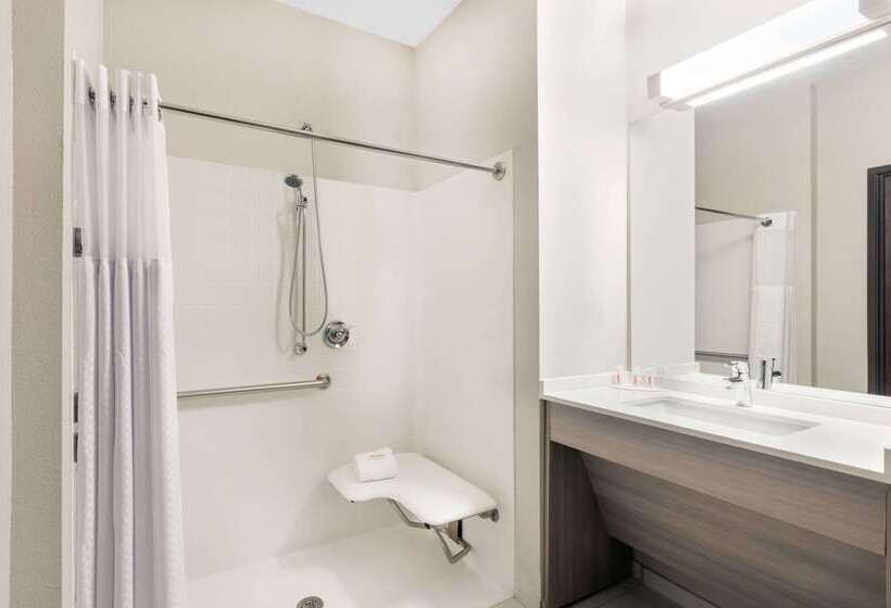 Microtel Inn & Suites By Wyndham Perry