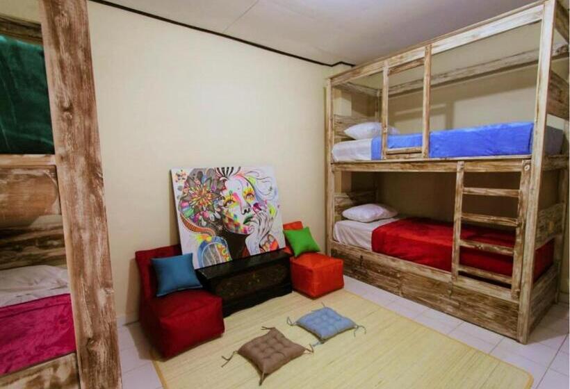 پانسیون Clamonic House Nusa Dua