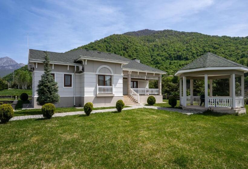 אתר נופש Qafqaz Riverside