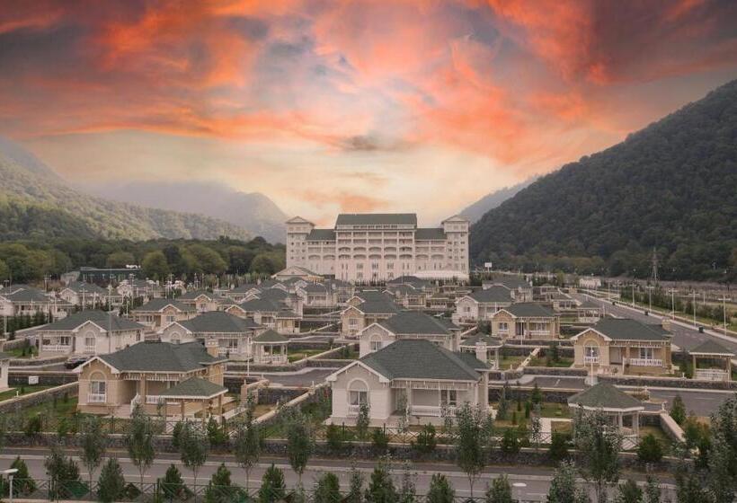 אתר נופש Qafqaz Riverside