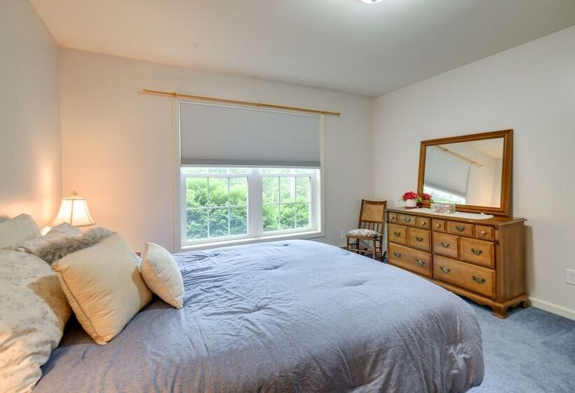 Cozy Campton Home: 10 Mi To Tenney Mountain Resort