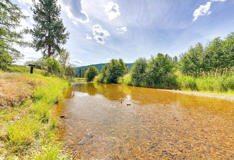 Cozy Farm Cabin   9 Mi To Trout Creek!