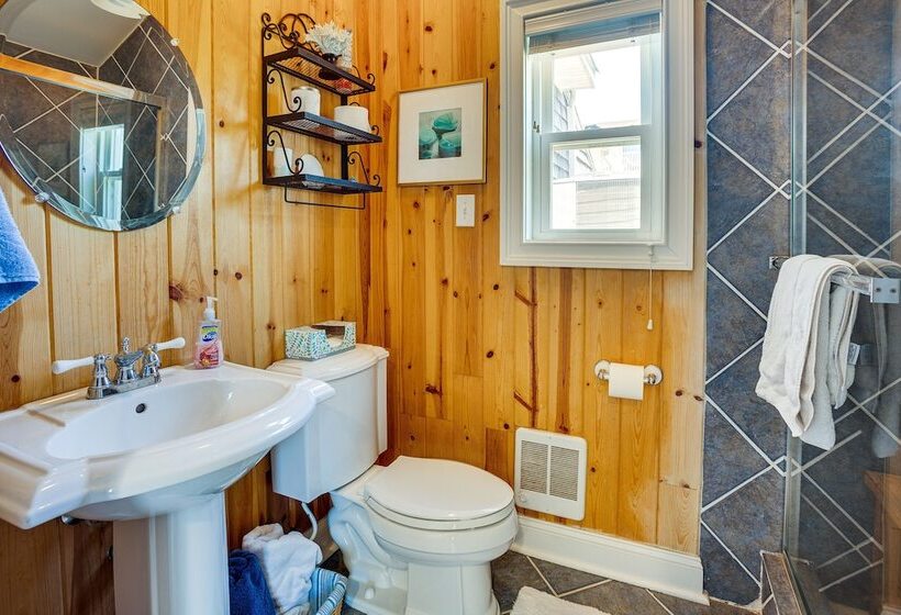 Dewey Beach Cottage Near Ocean   Walk To Beach!