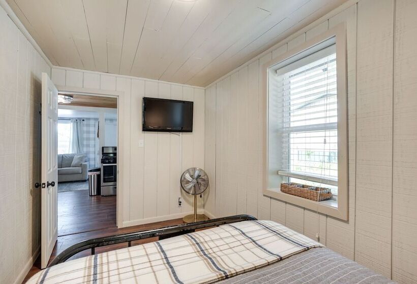 Eagle River Retreat Near Dam Lake W/ Boat Dock!