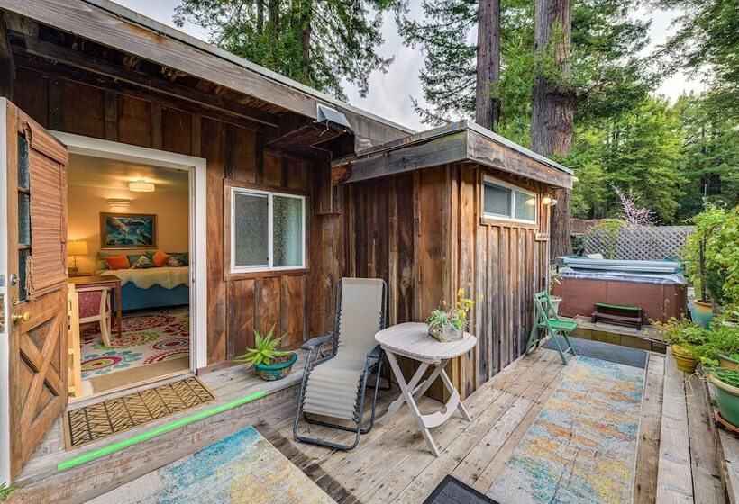 Fort Bragg  Secret Garden  Cabin W/ Hot Tub, Views