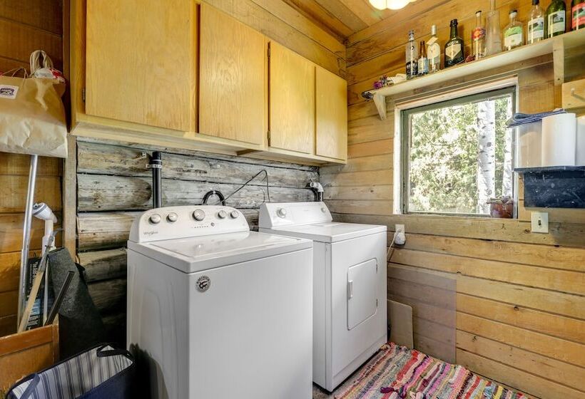 Scenic Mount Sopris View: Historic Alpine Cabin!