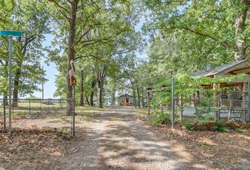 Lakefront Grove Retreat: Private Boat Slip & Dock!
