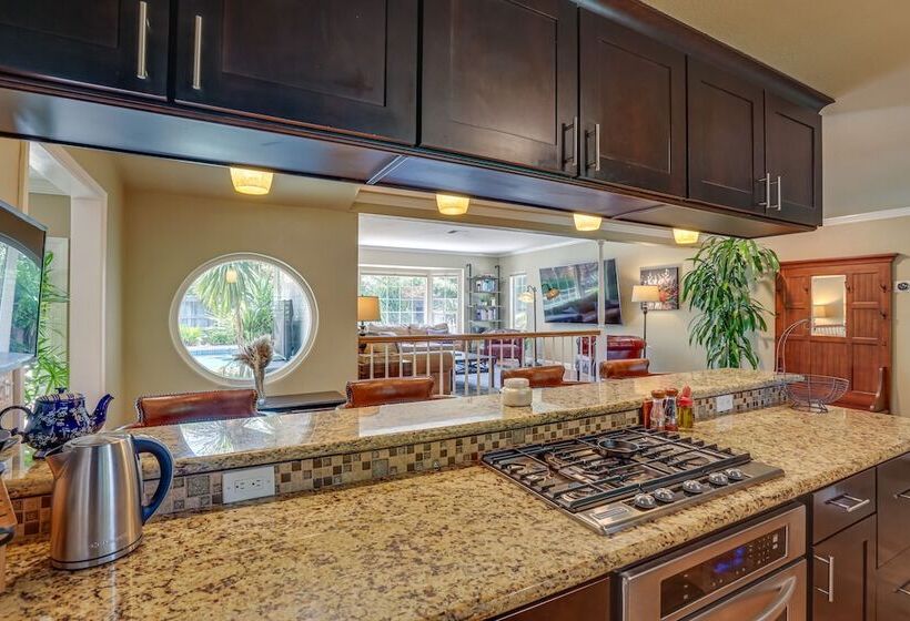 Luxury Sacramento Area Home ~13 Mi To Downtown
