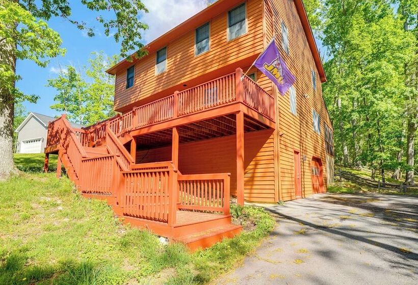 Mcgaheysville Home W/ Screened Porch & Gas Grill!