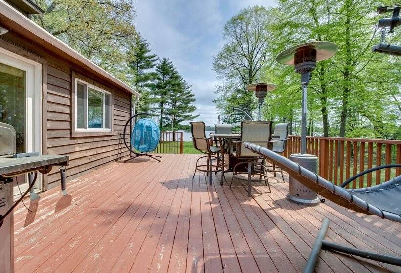 Minnesota Cabin W/ Deck & Private Beach